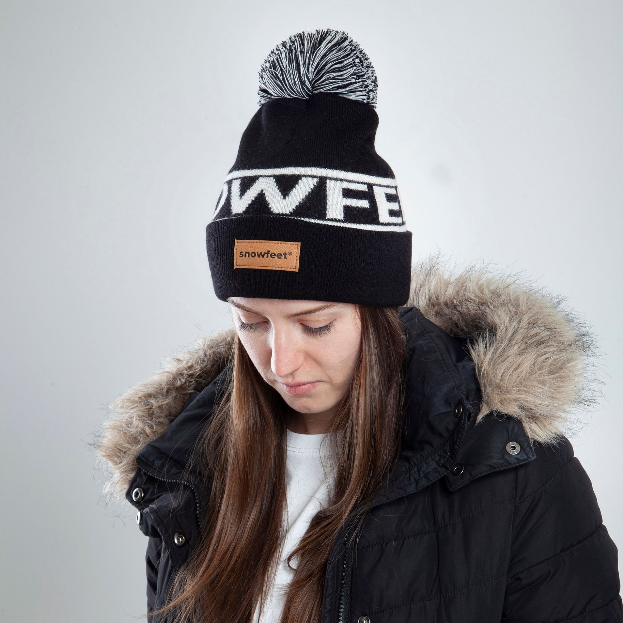 Snowfeet Logo Winter Knit Hat | Beanie Black